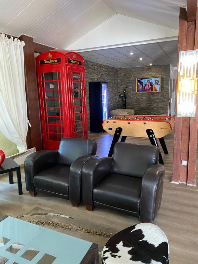 Enzo Hotels Diane - Logis Amnéville Eksteriør billede
