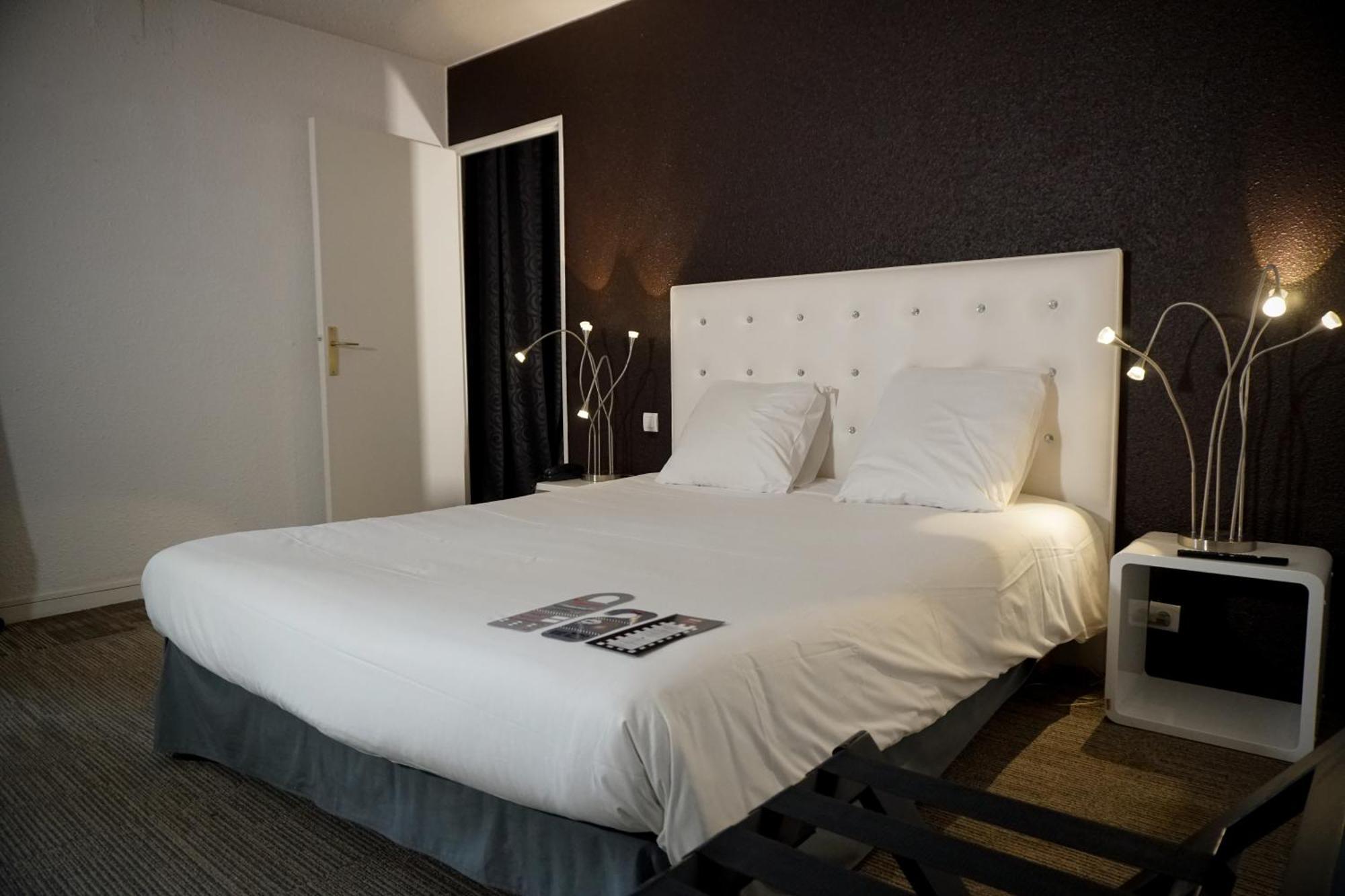 Enzo Hotels Diane - Logis Amnéville Eksteriør billede
